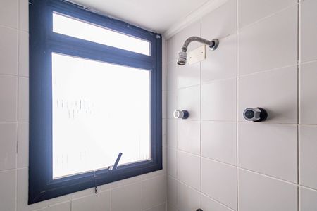 Apartamento à venda com 114m², 4 quartos e 2 vagasBanheiro social