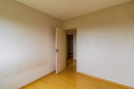 Apartamento à venda com 114m², 4 quartos e 2 vagasQuarto 01