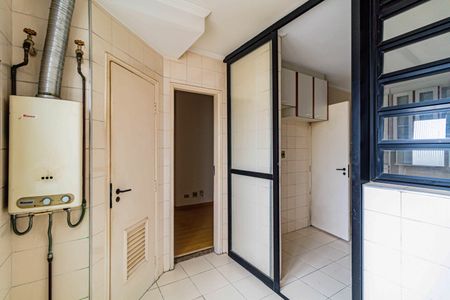 Apartamento à venda com 114m², 4 quartos e 2 vagasLavanderia