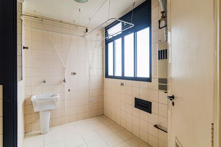 Apartamento à venda com 114m², 4 quartos e 2 vagasLavanderia