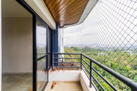 Apartamento à venda com 114m², 4 quartos e 2 vagasVaranda