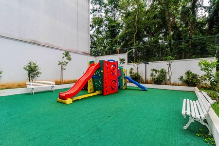 Apartamento à venda com 114m², 4 quartos e 2 vagasÁrea comum - Playground