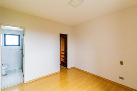 Apartamento à venda com 114m², 4 quartos e 2 vagasSuite