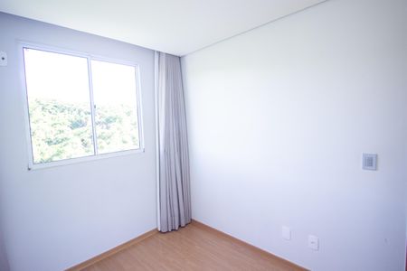 Quarto 2 de apartamento à venda com 2 quartos, 49m² em Cabral, Contagem