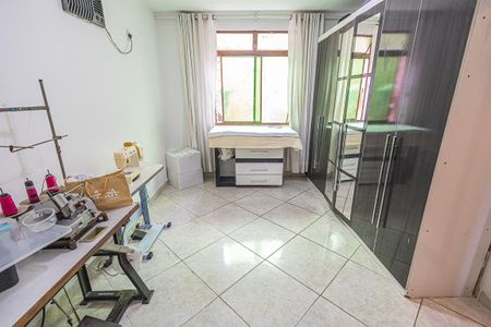 Casa para alugar com 250m², 5 quartos e sem vaga Casa para alugar com 250m², 5 quartos e sem vagaquarto 2