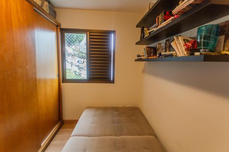 Apartamento à venda com 86m², 3 quartos e 2 vagasQuarto 3