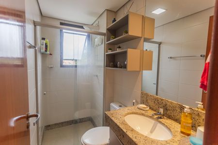 Apartamento à venda com 86m², 3 quartos e 2 vagasBanheiro Social