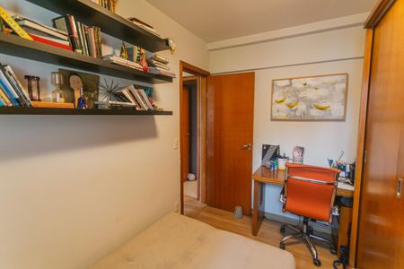 Apartamento à venda com 86m², 3 quartos e 2 vagasQuarto 3