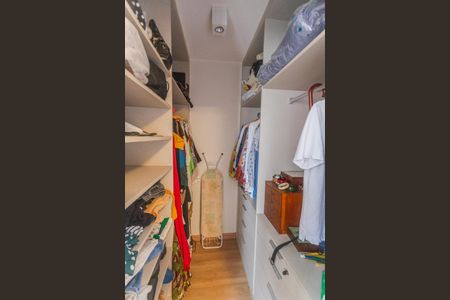 Apartamento à venda com 86m², 3 quartos e 2 vagasCloset da Suíte