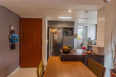 Apartamento à venda com 86m², 3 quartos e 2 vagasCozinha