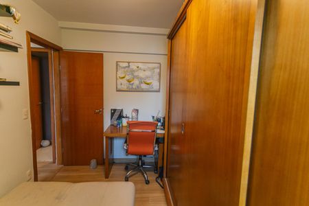 Apartamento à venda com 86m², 3 quartos e 2 vagasQuarto 3