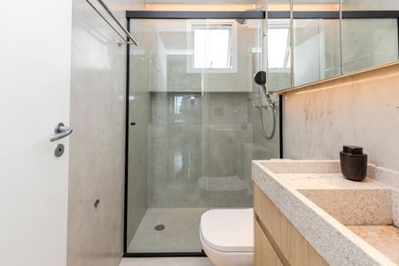 Apartamento para alugar com 129m², 3 quartos e 3 vagasBanheiro