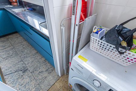 area de serviço de apartamento à venda com 3 quartos, 91m² em Itapoã, Belo Horizonte