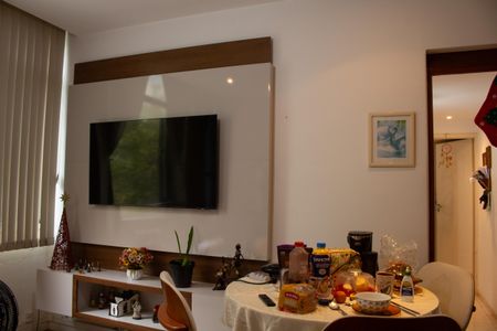 Sala de apartamento à venda com 2 quartos, 60m² em Copacabana, Rio de Janeiro