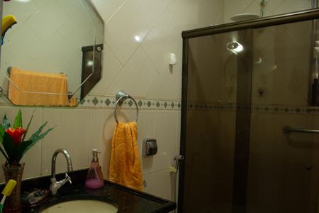 Apartamento à venda com 60m², 2 quartos e sem vaga Apartamento à venda com 60m², 2 quartos e sem vagaBanheiro