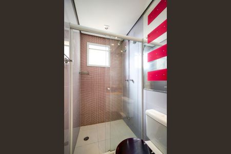 Apartamento à venda com 93m², 2 quartos e 2 vagasBanheiro da suíte 02