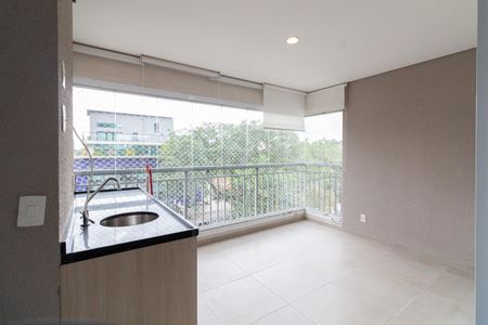 Varanda de apartamento para alugar com 3 quartos, 72m² em Caxingui, São Paulo