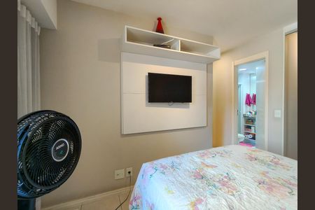 Apartamento à venda com 94m², 3 quartos e 2 vagas Apartamento à venda com 94m², 3 quartos e 2 vagasSuíte