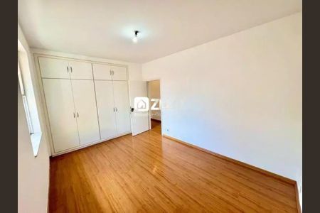 Casa à venda com 293m², 3 quartos e 4 vagasFoto 08