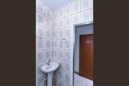 Casa para alugar com 45m², 1 quarto e sem vaga Casa para alugar com 45m², 1 quarto e sem vagaBanheiro