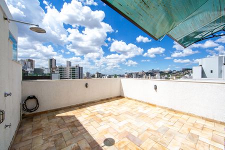Apartamento à venda com 180m², 1 quarto e 2 vagasCOBERTURA