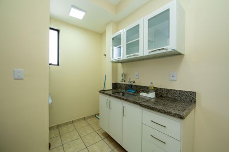 Apartamento à venda com 180m², 1 quarto e 2 vagasCOZINHA