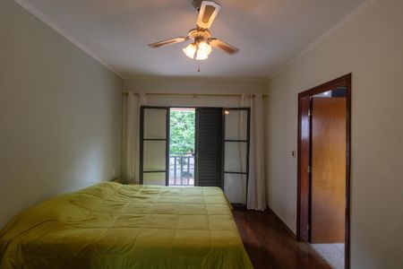 Casa à venda com 235m², 4 quartos e 2 vagas Suíte 02