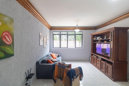Casa à venda com 235m², 4 quartos e 2 vagasSalas