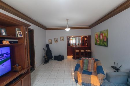 Casa à venda com 235m², 4 quartos e 2 vagasSalas