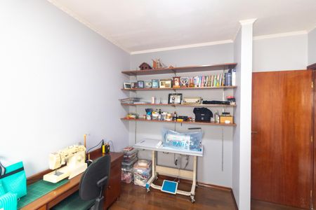 Casa à venda com 235m², 4 quartos e 2 vagasQuarto 01