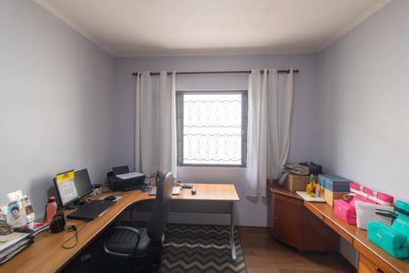 Casa à venda com 235m², 4 quartos e 2 vagasQuarto 01