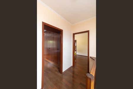 Casa à venda com 235m², 4 quartos e 2 vagasHall 