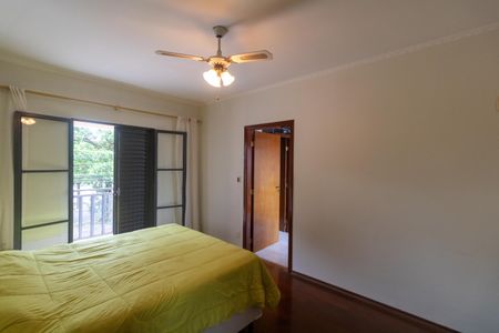 Casa à venda com 235m², 4 quartos e 2 vagas Suíte 02