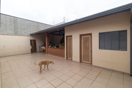 Casa à venda com 235m², 4 quartos e 2 vagasQuintal