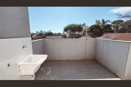 Apartamento à venda com 66m², 3 quartos e 1 vagaÁrea de Serviço