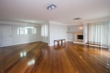 Apartamento para alugar com 3 quartos, 183m² em Parque Colonial, São Paulo