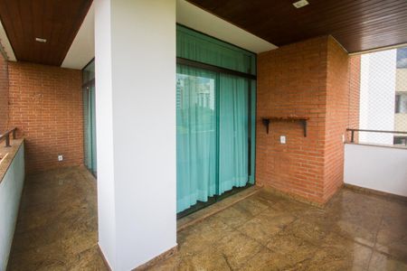 Apartamento para alugar com 3 quartos, 183m² em Parque Colonial, São Paulo