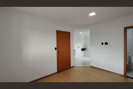 Sala de apartamento à venda com 2 quartos, 40m² em Itaquera, São Paulo
