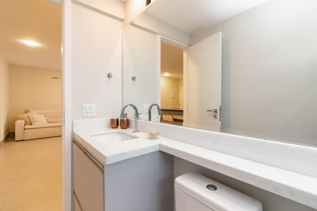 Apartamento à venda com 83m², 2 quartos e 1 vaga Apartamento à venda com 83m², 2 quartos e 1 vagaBanheiro 1
