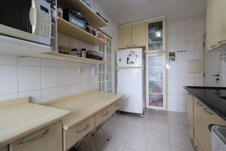 Apartamento à venda com 84m², 3 quartos e 2 vagasCozinha