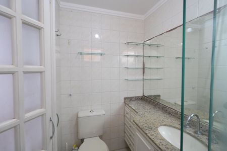 Apartamento à venda com 84m², 3 quartos e 2 vagasBanheiro da Suíte