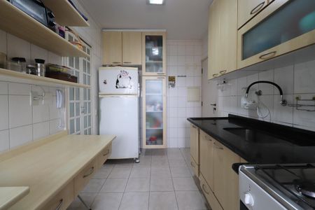 Apartamento à venda com 84m², 3 quartos e 2 vagasCozinha