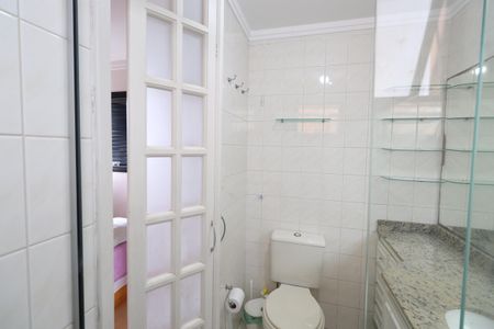 Apartamento à venda com 84m², 3 quartos e 2 vagasBanheiro da Suíte