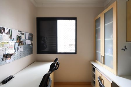 Apartamento à venda com 84m², 3 quartos e 2 vagasQuarto 3