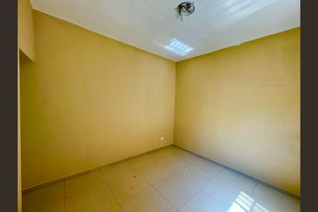 Sala quarto  de casa para alugar com 2 quartos, 50m² em Jardim America, Guarulhos