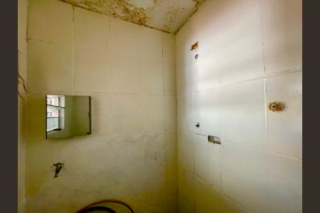 Banheiro de casa para alugar com 1 quarto, 40m² em Jardim America, Guarulhos