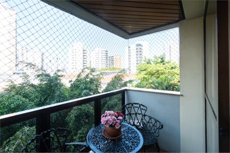 Apartamento à venda com 3 quartos, 166m² em Jardim Analia Franco, São Paulo