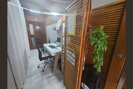 Casa à venda com 3 quartos, 160m² em Jardim Ester Yolanda, São Paulo
