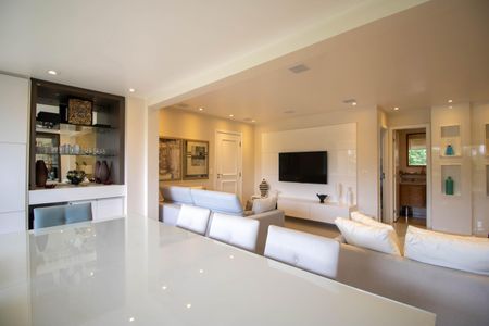 Apartamento à venda com 132m², 4 quartos e 2 vagasSala