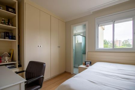 Apartamento à venda com 132m², 4 quartos e 2 vagasSuíte 1